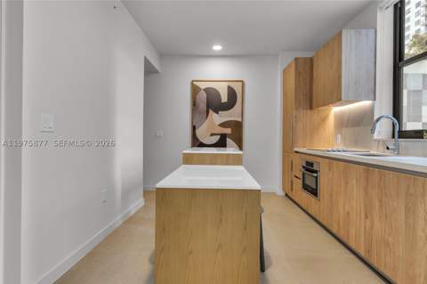 11 NE 6th St 407, Miami FL - photo 8 of 31