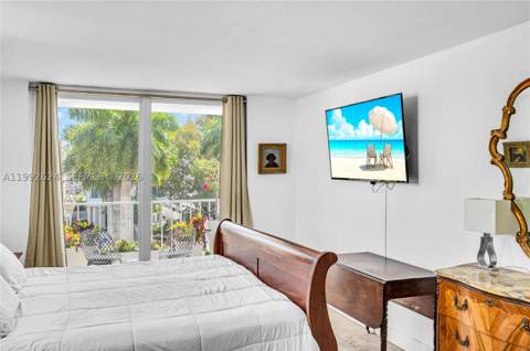 1228 West Ave 209, Miami Beach FL - photo 15 of 56