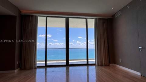 18975 Collins Ave 2500, Sunny Isles Beach FL - photo 21 of 35
