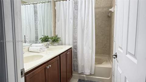 11605 NW 89th St 220, Doral FL - photo 19 of 32