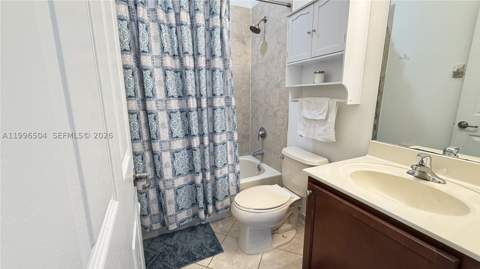 11605 NW 89th St 220, Doral FL - photo 22 of 32