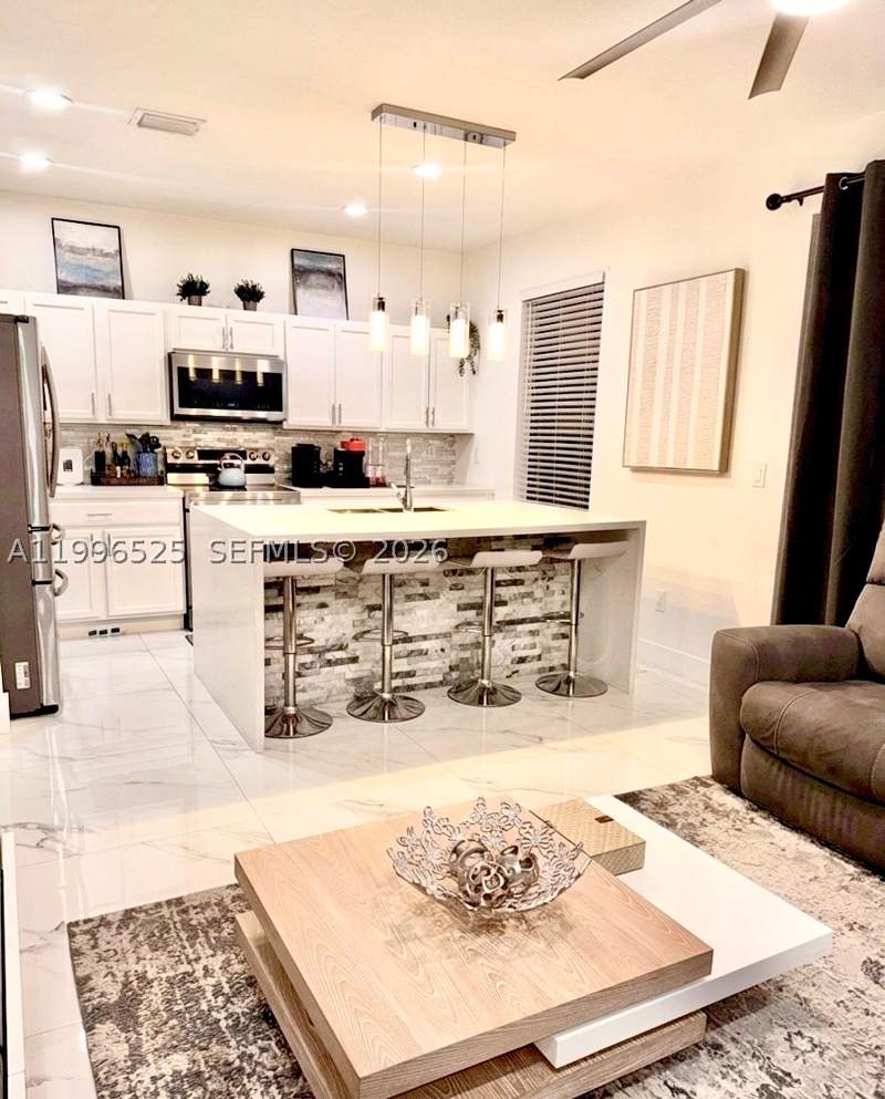 3 bedroom Townhouse at 4237 SW 164th Path 4237, Interlaken, Miami — photo 4