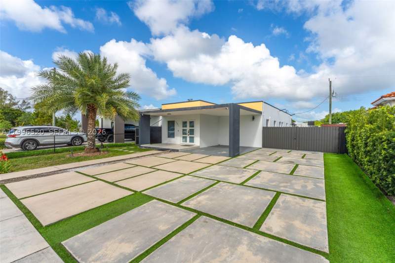 3 bedroom SingleFamilyResidence at 22811 SW 123rd Ave, Silver Palm Park, Miami — photo 2