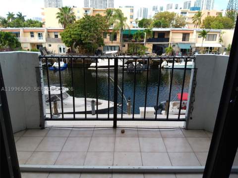 3545 NE 166th St 306, North Miami Beach FL - photo 10 of 21