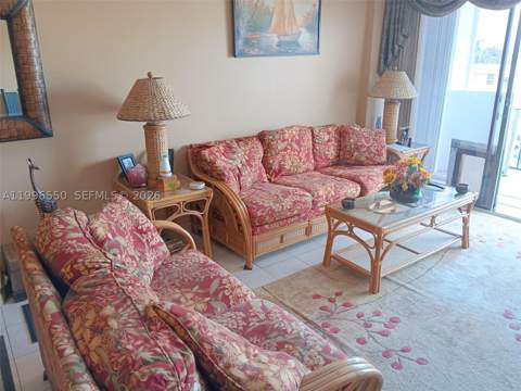 3545 NE 166th St 306, North Miami Beach FL - photo 8 of 21