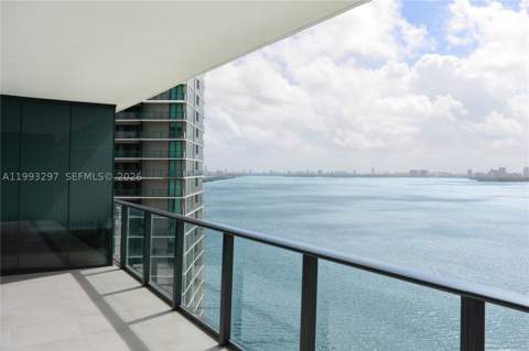 650 NE 32nd St 2104, Miami FL - photo 12 of 52