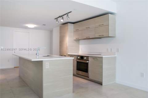 650 NE 32nd St 2104, Miami FL - photo 13 of 52