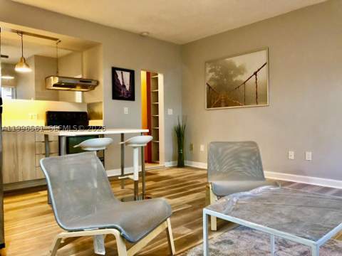 1325 Meridian Ave 5, Miami Beach FL - photo 8 of 22