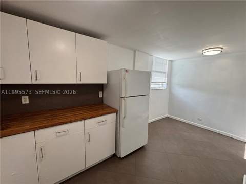3660 NE 166th St 215, North Miami Beach FL - photo 7 of 56