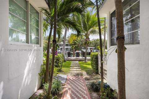 3915 N Meridian Ave 201, Miami Beach FL - photo 16 of 33