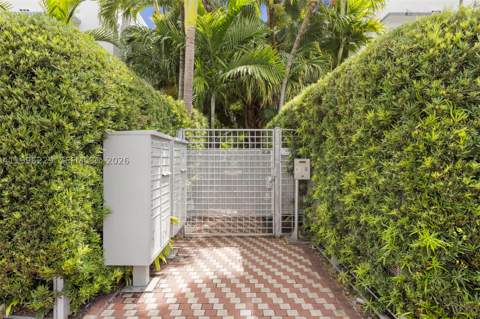 3915 N Meridian Ave 201, Miami Beach FL - photo 17 of 33