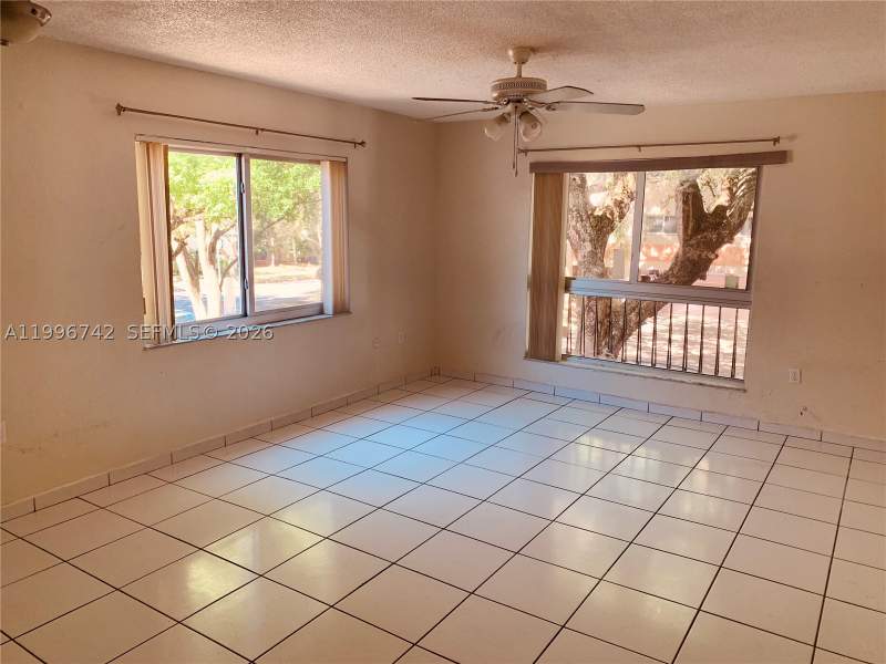 2 bedroom Condominium at 1110 Salzedo St 2C, Salzedo Manor Condo, Coral Gables — photo 4
