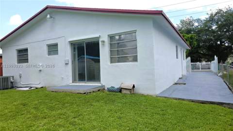 3066 NW 28th St, Miami FL - photo 21 of 27