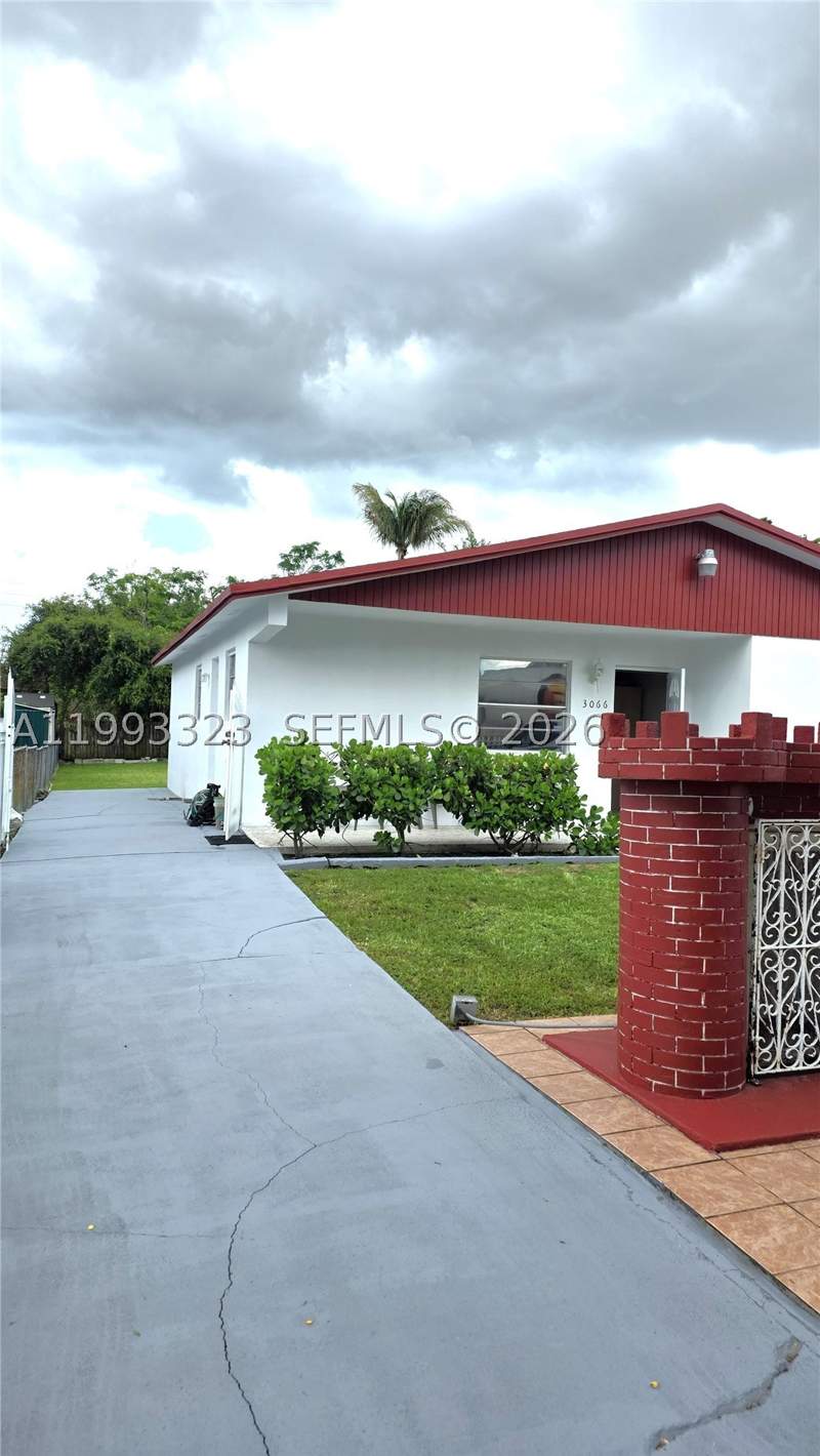 3 bedroom SingleFamilyResidence at 3066 NW 28th St, Riverside Manor, Miami — photo 4