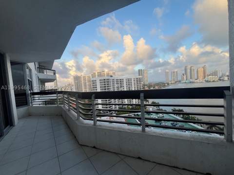 3530 Mystic Pointe Dr 1711, Aventura FL - photo 12 of 25