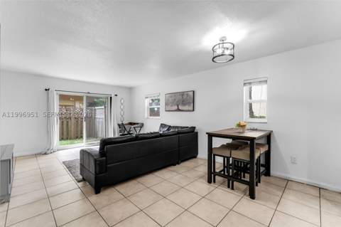 8500 SW 109th Ave 6-114, Miami FL - photo 6 of 42
