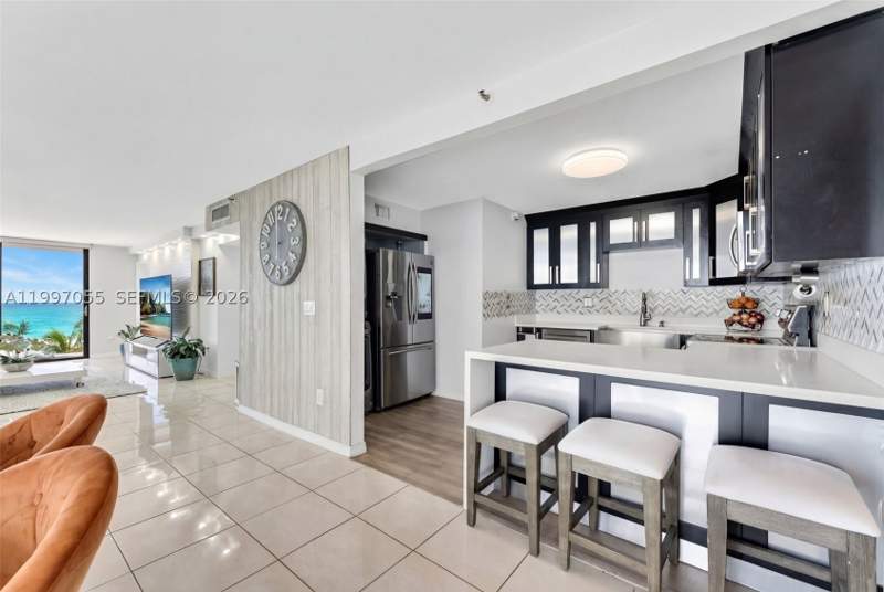 2 bedroom Condominium at 6061 Collins Ave 5F, Le Trianon Condo, Miami Beach — photo 5