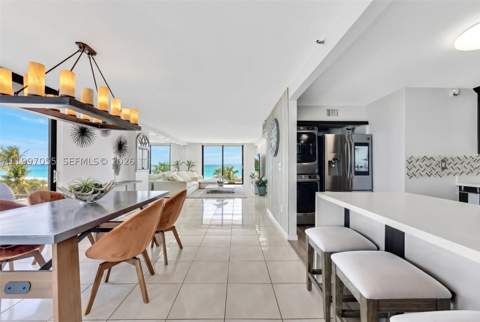 6061 Collins Ave 5F, Miami Beach FL - photo 6 of 17