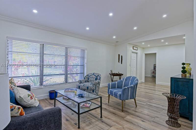 3 bedroom SingleFamilyResidence at 10900 SW 124th Rd, Pine Shore Sec 7, Miami — photo 4