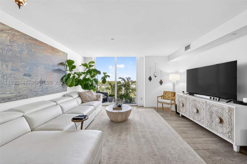 1 bedroom Condominium at 4250 Biscayne Blvd 609, 4250 Biscayne Boulevard C, Miami — photo 3
