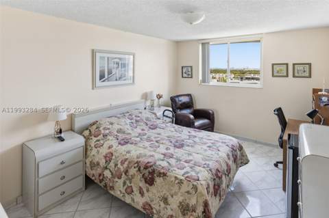 1688 West Ave 1205, Miami Beach FL - photo 10 of 27
