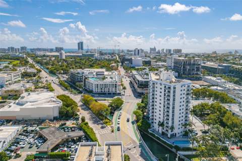 1688 West Ave 1205, Miami Beach FL - photo 17 of 27