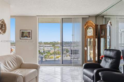 1688 West Ave 1205, Miami Beach FL - photo 8 of 27