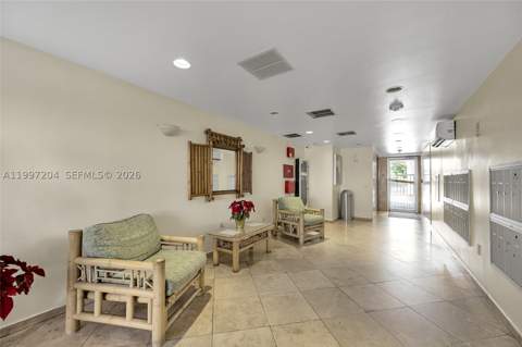 7620 Carlyle Ave 204, Miami Beach FL - photo 23 of 30