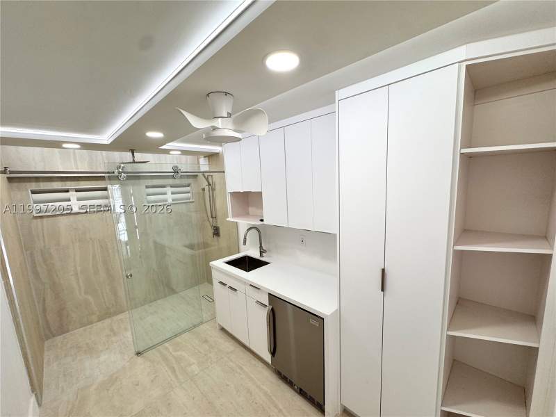 0 bedroom Condominium at 2899 Collins Ave 6, Triton Tower Condo, Miami Beach — photo 3