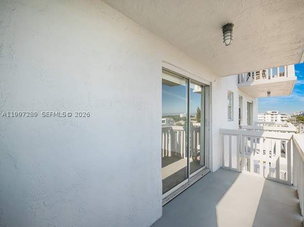 1 bedroom Condominium at 7620 Carlyle Ave 606, Carlyle Plaza Condo, Miami Beach — photo 2