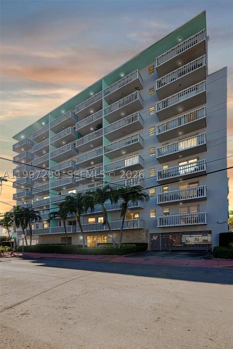 7620 Carlyle Ave 606, Miami Beach FL - photo 23 of 30