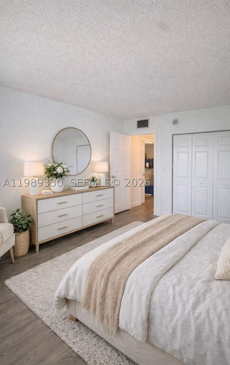 1 bedroom Condominium at 1155 Brickell Bay Dr 1705, The Mark On Brickell Cond, Miami — photo 4