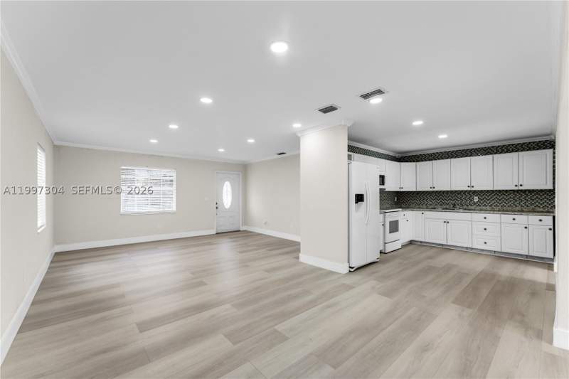 5 bedroom SingleFamilyResidence at 15260 SW 308th St, 21st Century Homes New, Homestead — photo 5