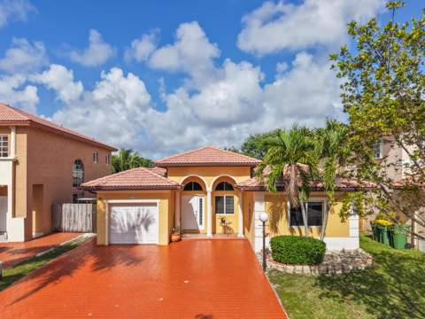 2724 NE 42nd Avenue, Homestead FL - photo 16 of 95