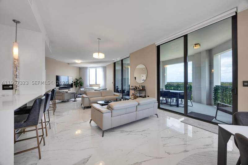 4 bedroom Condominium at 301 Altara Ave Lph914, Merrick Manor Condo, Coral Gables — photo 3