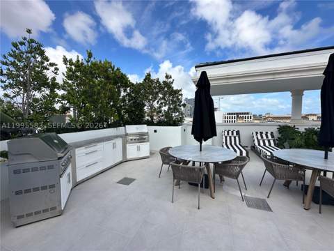 4220 Laguna St 308, Coral Gables FL - photo 19 of 20