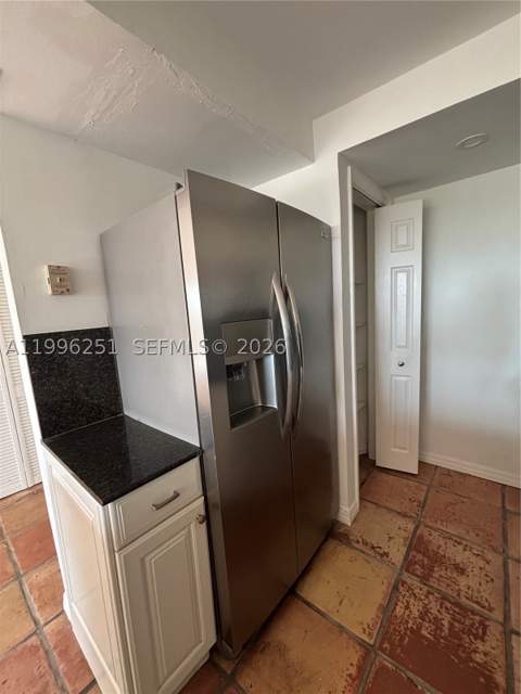 555 Crandon Blvd 43, Key Biscayne FL - photo 10 of 26