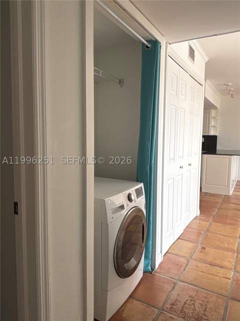 555 Crandon Blvd 43, Key Biscayne FL - photo 12 of 26