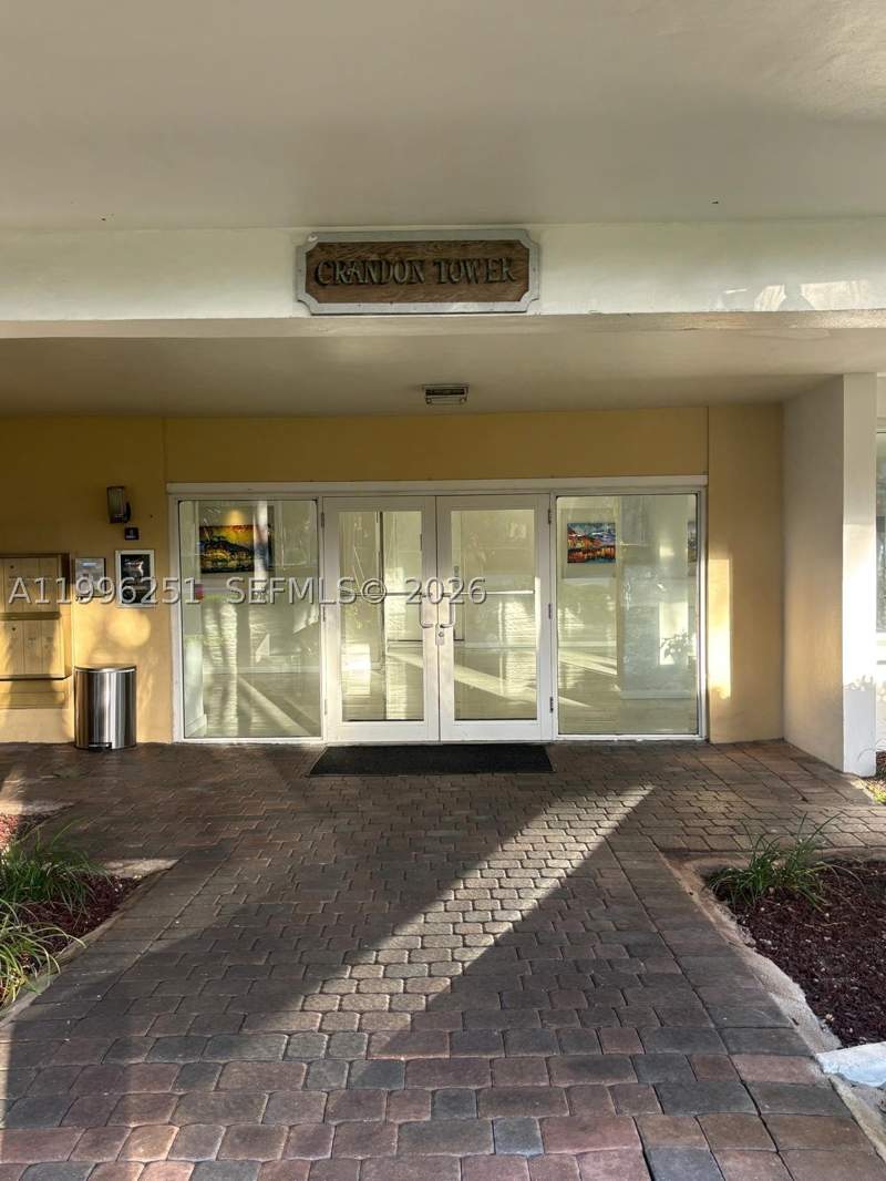 2 bedroom Condominium at 555 Crandon Blvd 43, Crandon Tower Condo, Key Biscayne — photo 3