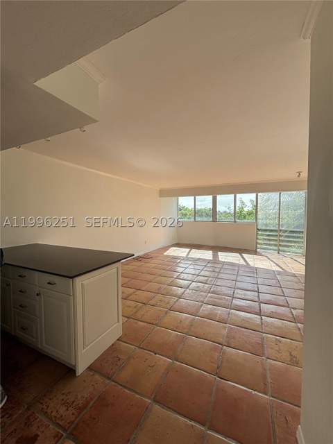 555 Crandon Blvd 43, Key Biscayne FL - photo 6 of 26