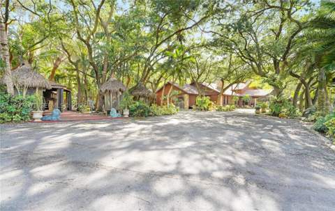 15425 SW 268th St, Homestead FL - photo 12 of 77