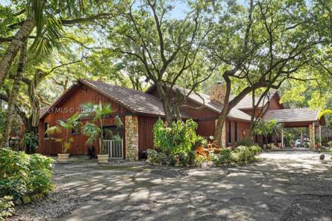 15425 SW 268th St, Homestead FL - photo 13 of 77