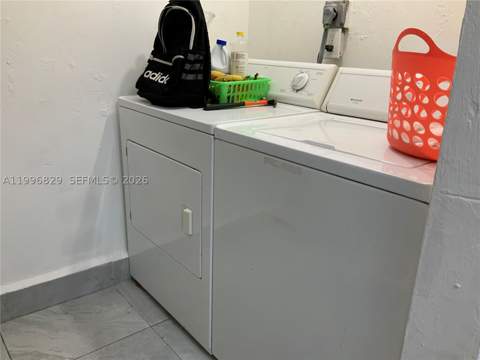 1300 W 53rd St 35, Hialeah FL - photo 6 of 8