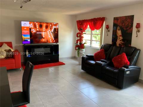 1300 W 53rd St 35, Hialeah FL - photo 7 of 8