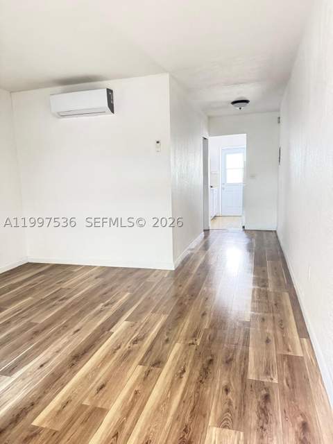 655 Meridian Ave 2, Miami Beach FL - photo 8 of 20