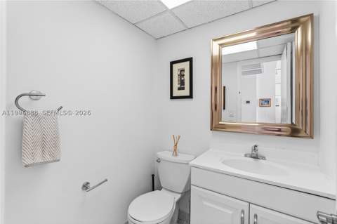 6450 Collins Ave 204, Miami Beach FL - photo 19 of 38