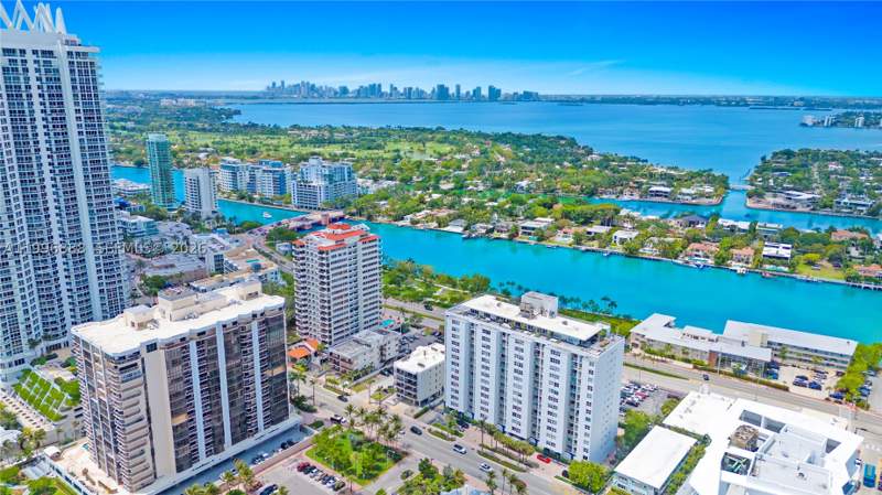 1 bedroom Condominium at 6450 Collins Ave 204, Ocean Park Condo, Miami Beach — photo 5