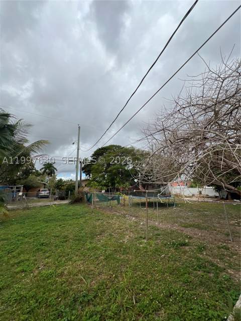 450 NW 4th Ave, Homestead FL - photo 8 of 10