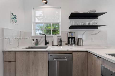 541 NE 62nd St 13, Miami FL - photo 14 of 34