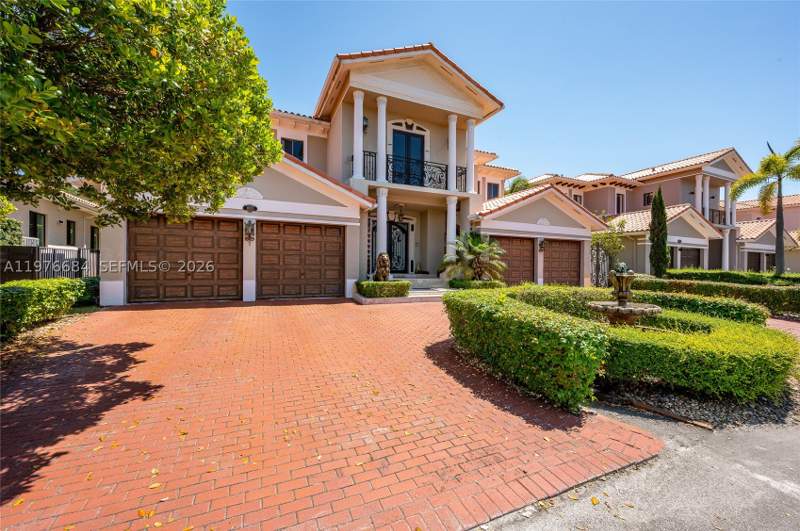 5 bedroom SingleFamilyResidence at 18821 SW 74th Ct, Cutler Cay, Cutler Bay — photo 5